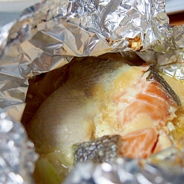 鮭の味噌マヨホイル